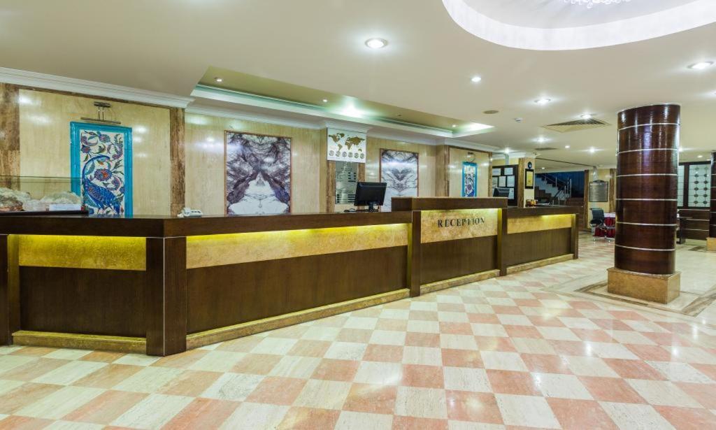 Queen Thermal Resort Hotel Emet ภายนอก รูปภาพ